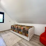 Apartman Bluna *